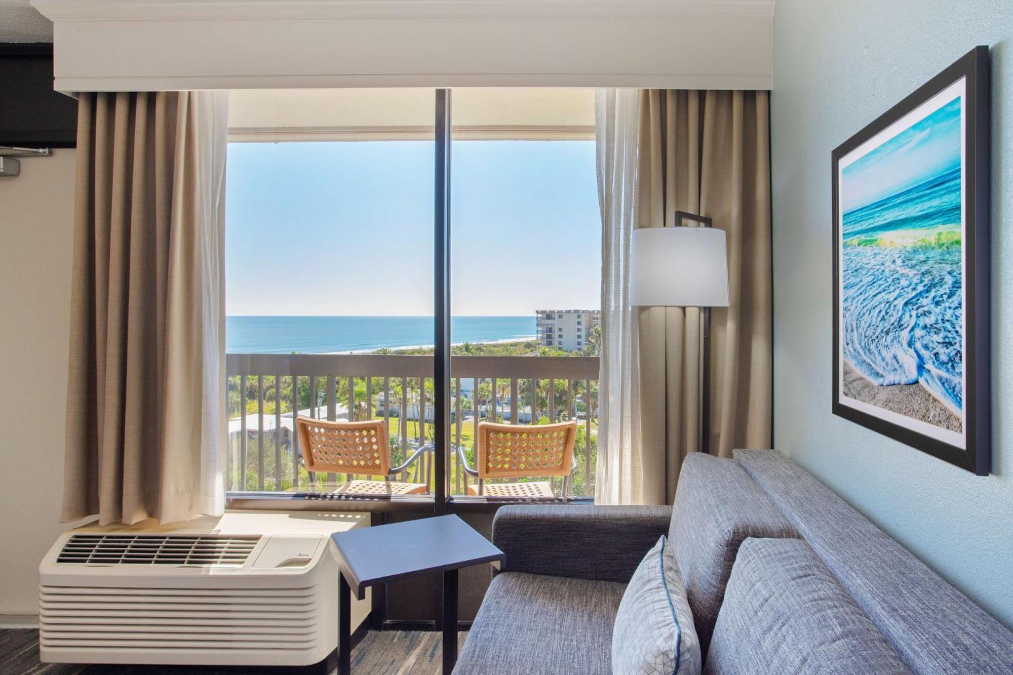 Hampton Inn Cocoa Beach Bagian luar foto