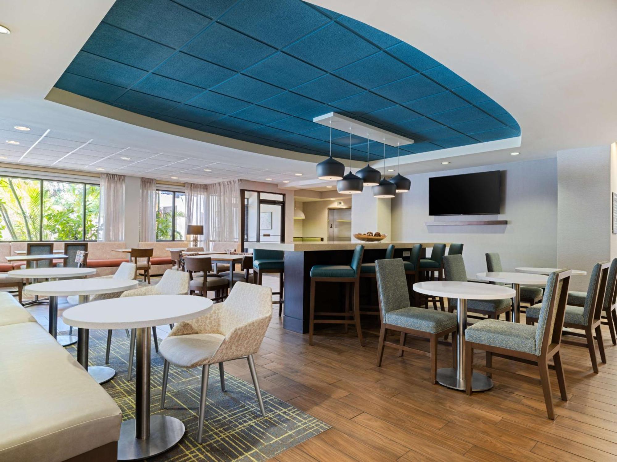 Hampton Inn Cocoa Beach Bagian luar foto